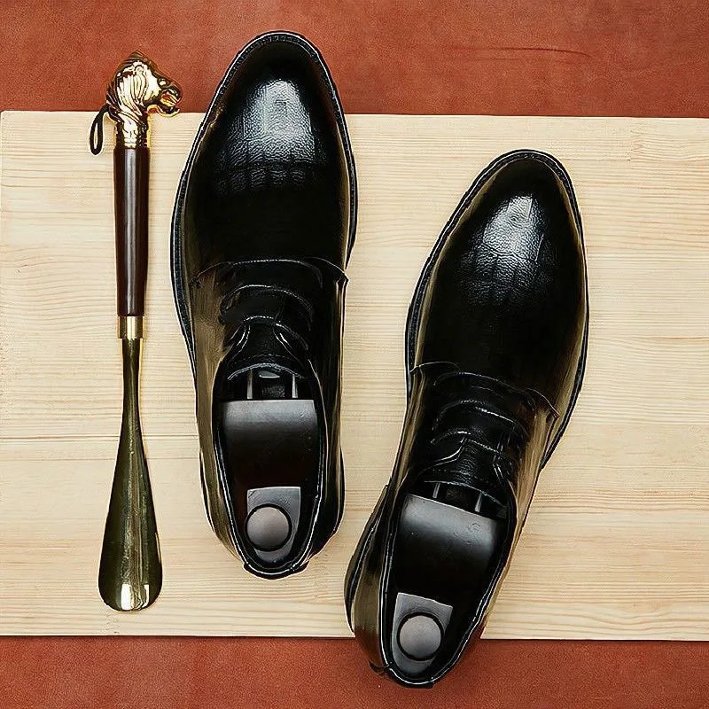 Mens Formal Shoes Black Oxford Shoes Autumn Pointed Legitimate Leather Official Suit High Quality Fashion Party Social Shoe Male