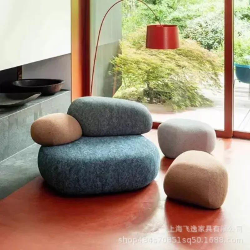 Cremefarbenes Windmodul mit gebogenem Erbsenstein, Sofa