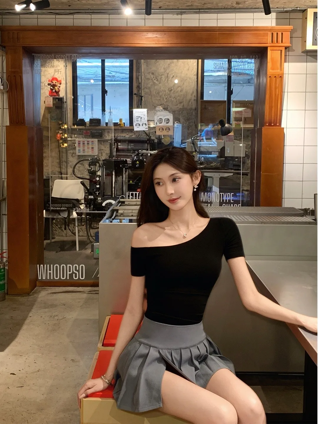 

Sexy American Sle ort Sve T-irt Women Summer Base irt Unique Beautiful ort Top High Waist Design Skin Friendly B...