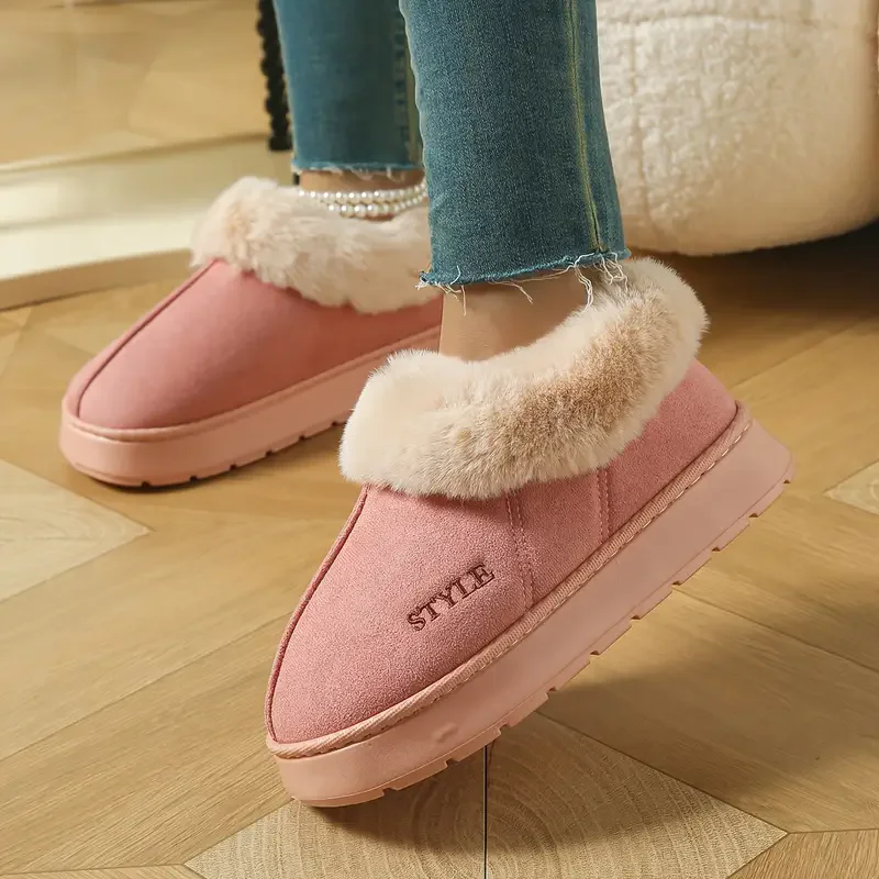 2025 الوردي فو الفراء الشتاء أحذية المنزل النساء جديد فو الجلد المدبوغ الثلوج أحذية بوت قصيرة أفخم امرأة عدم الانزلاق سميكة القاع الدافئة مبطن الأحذية