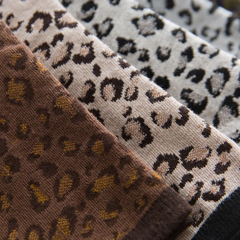 5 Pairs Women Cotton Socks Middle Tube Celebrity Personality Fashion Sexy Leopard Print Cotton Tube Socks