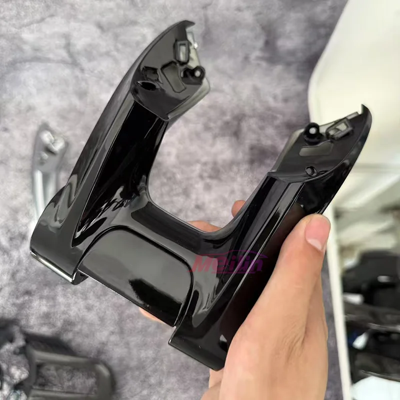 Steering wheel cover plate suitable for Mercedes AMG steering wheel modification and flat bottomed steering wheel replacement