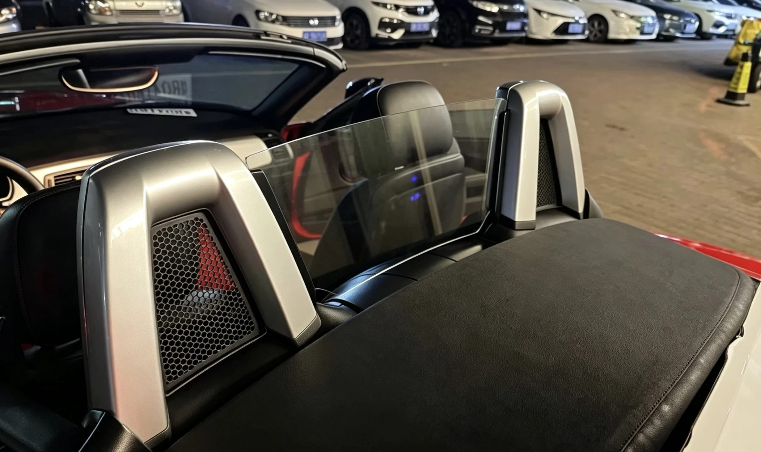 Wind deflector and rear spoiler decoration / spoiler trim for BMW Z4 E85 (2003–2007), auto parts.