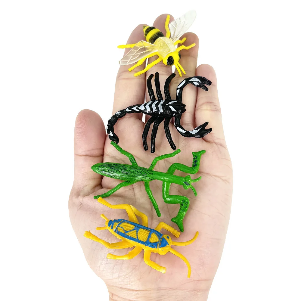 Children's Puzzle Toys Simulation With Wings Insect Series Spider Bee Ants Mantis Scorpion Cockroach Model Halloween Scary Toys