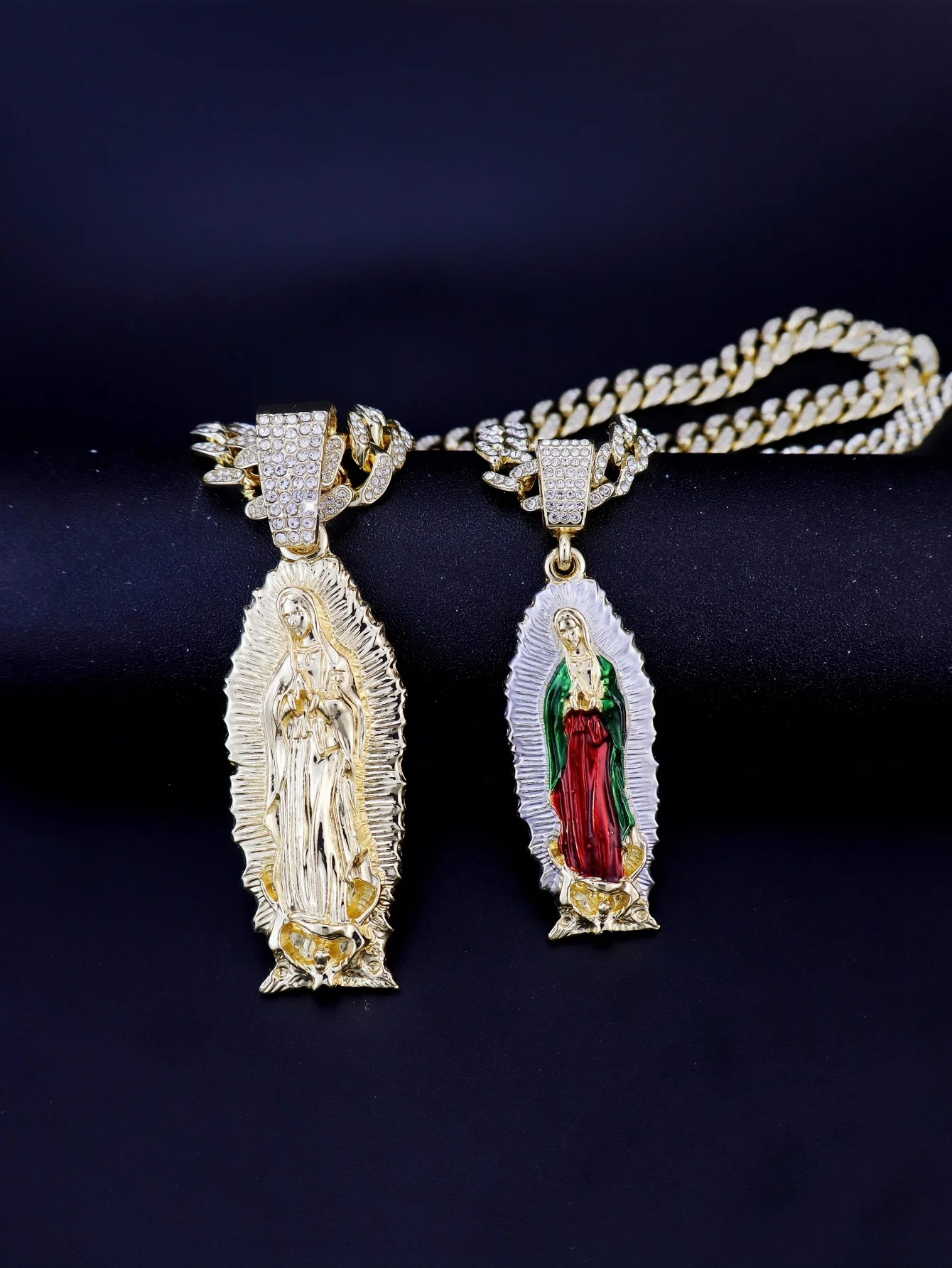 1 Piece Hip Hop Rock Punk Style 14K Gold Plated Virgin Mary Mother Pendant Necklace for Men and Women Cuban Chunky Chain