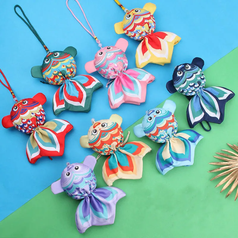 

20pcs/Lot 10*14cm Handmade Cute Goldfish Perfume Sachet Empty Drawstring Bag Hanging Reusable Pouch Wedding Party Decoration