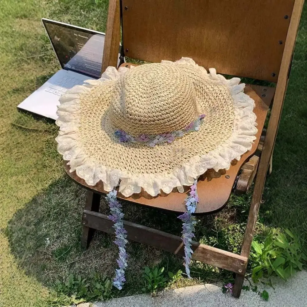 

Breathable Vacation Beach Cap Lightweight with Lace Big Brimmed Straw Hat with Garland Sunshade Topi Woven Sun Cap Carnival