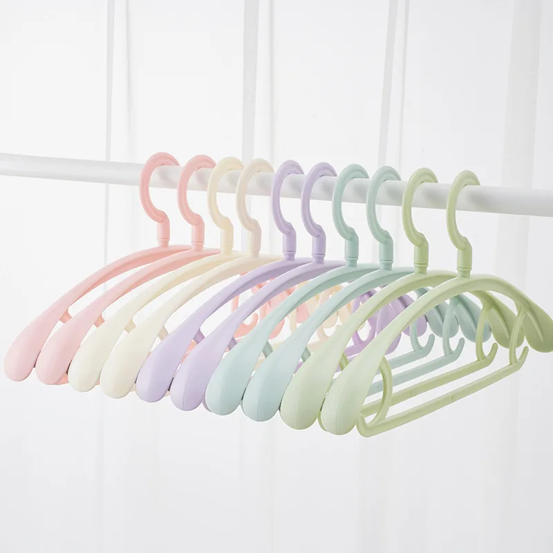 

Plastic Wide Shoulder Traceless Hanger, Thick Solid Non-Slip Clothes Hook Sub-Rotatable Semicircle Hanger