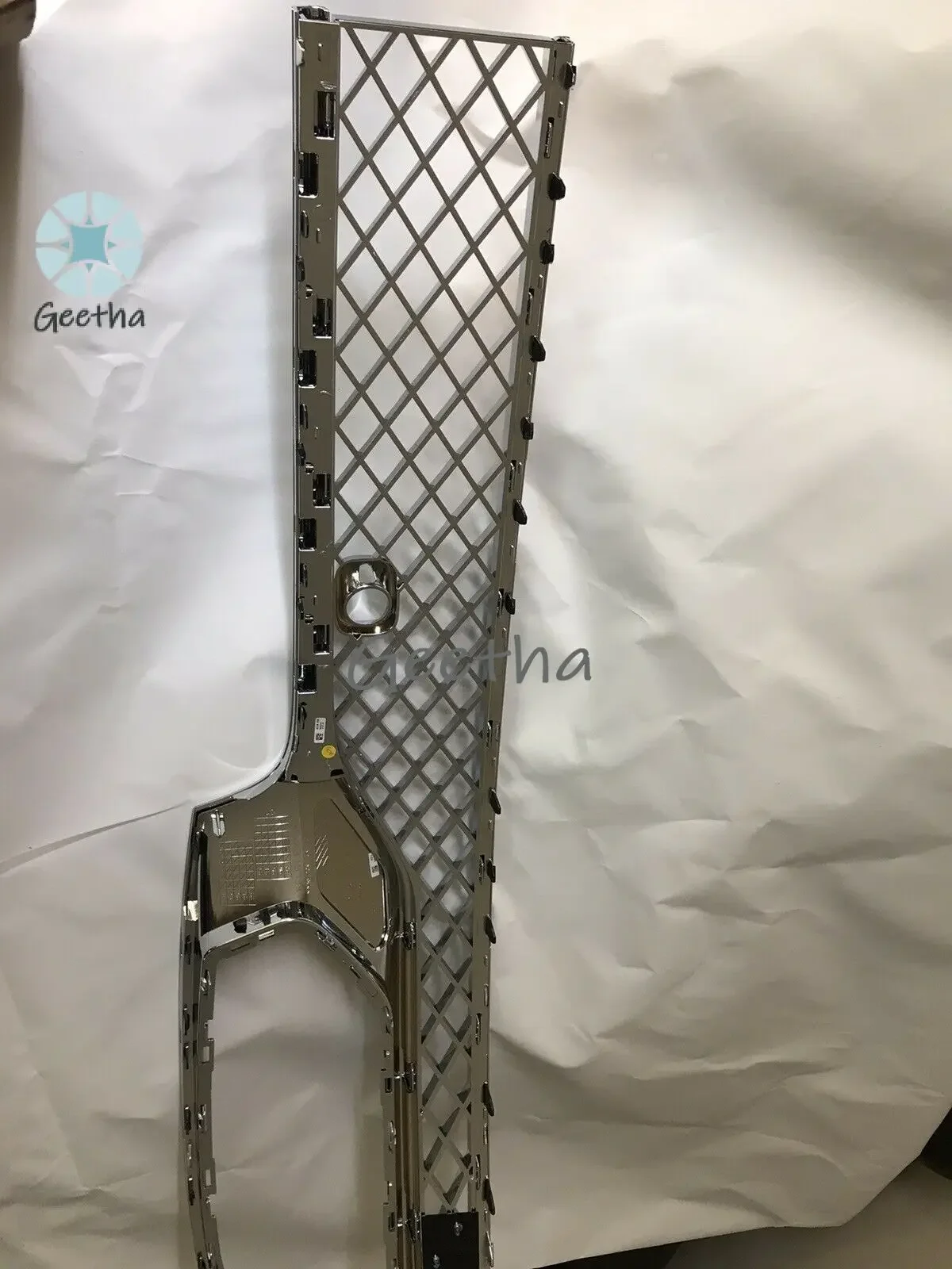 

3SE807647 3SE807648 Front Bumper Grille Black/Chrome for Bentley Flying Spur 2020 2021 2022