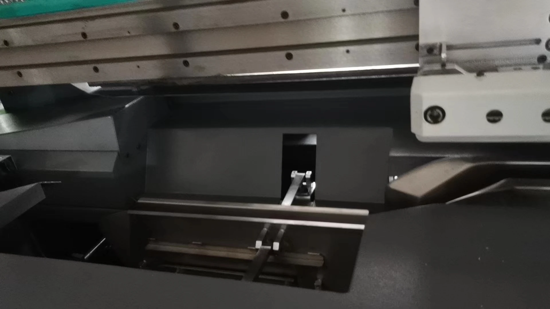 TBT50/5FD 2026 Fully Intelligent Book Binding Machine With Automatic Glue Application System