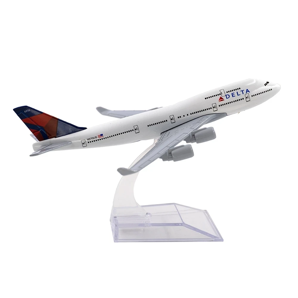 1/400 Aircraft Models Boeing 747 Delta Airlines 16cm Alloy B747 Airplane Toy Children Kids Gift for Collection