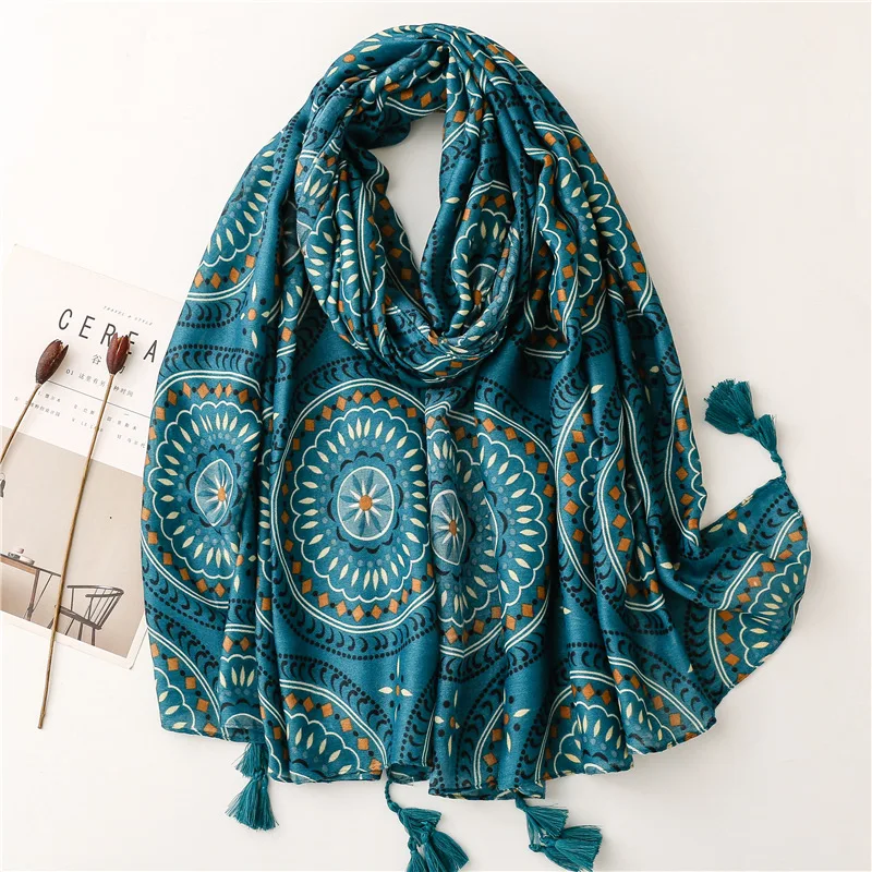 Autumn Aztec Paisley Geometric Tassel Viscose Shawl Scarf Lady High Quality Print Soft Wrap Bufandas Muslim Hijab Sjaal 180*90Cm