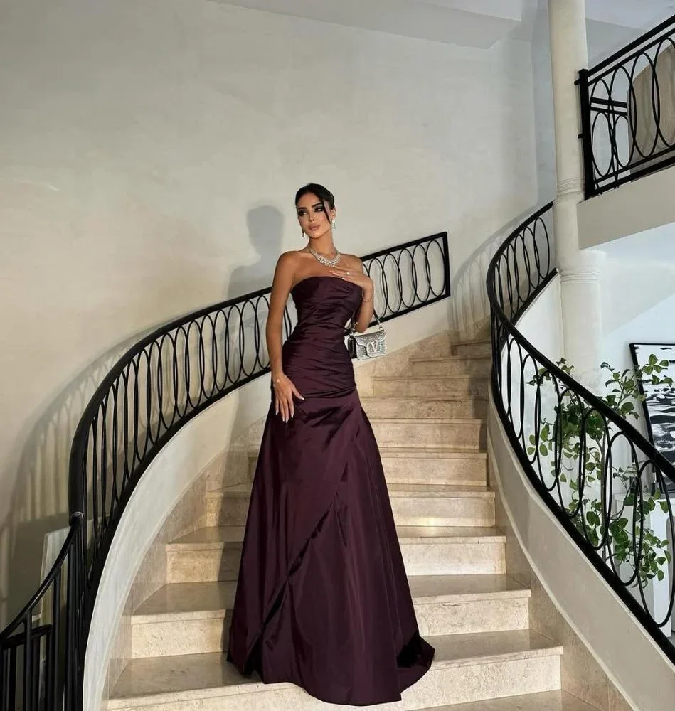 Abiti da sera eleganti da notte araba Abiti da ballo bordeaux Abiti da festa eleganti drappeggiati semplici Abiti da sera personalizzati Saudita
