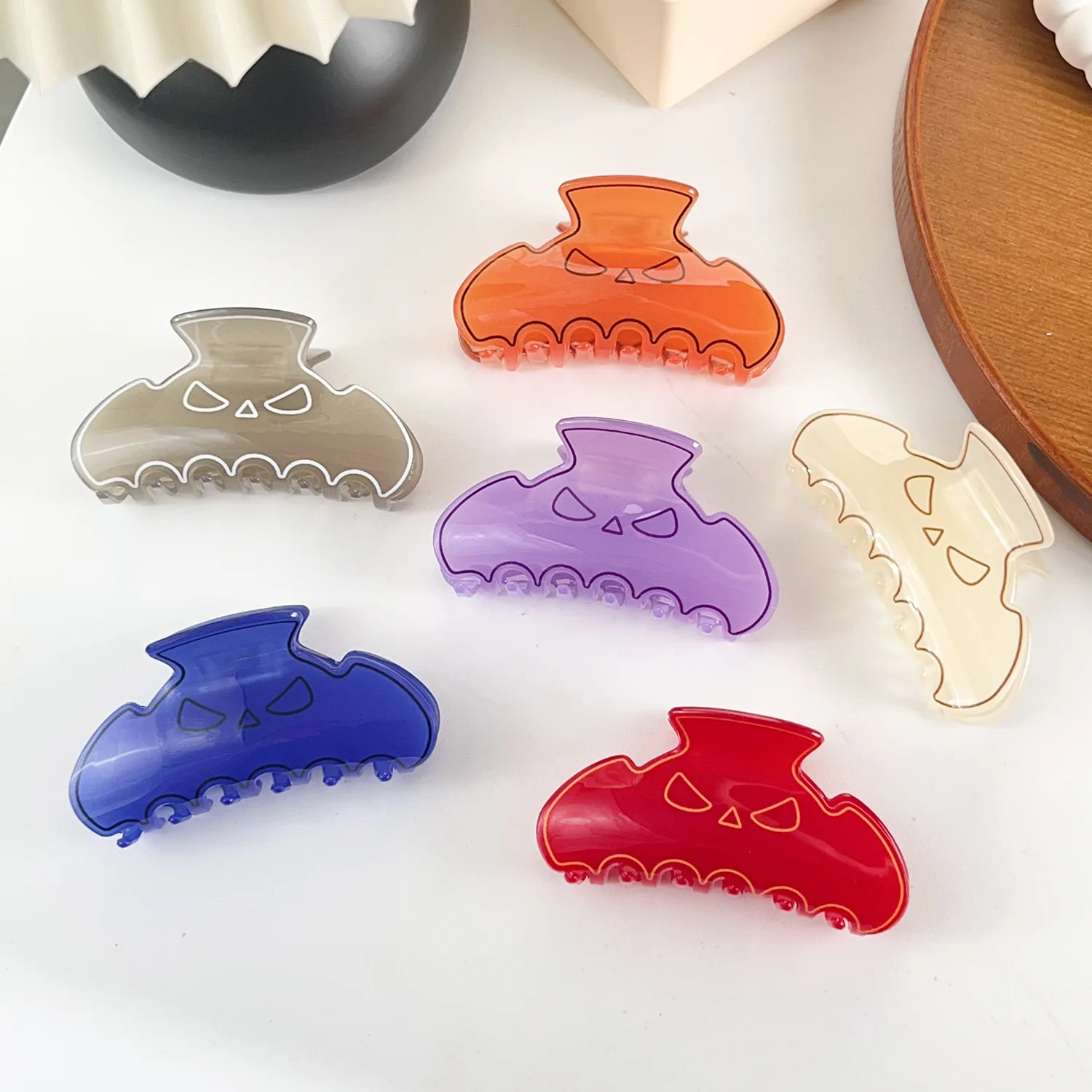Playful Halloween Festive Vibe Transparent Pumpkin Face Back Head Claw Clip Shark Clip Chic Premium Hair Accessories For Women