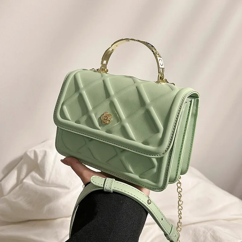 

2025 SS New! Women's Diamond Quilted Small Square Bag | Chain Shoulder/Crossbody | High-End for Spring/Summer