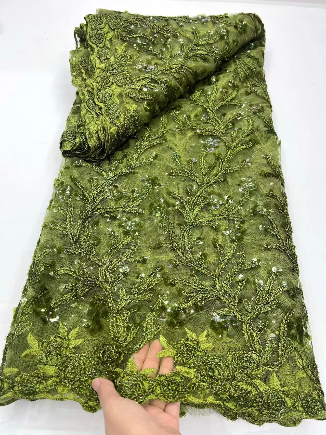 Tessuto di pizzo francese di lusso in tulle con paillettes Tessuto di velluto nigeriano di alta qualità Tessuto da sposa africano per lo sposo Ultimo 2025