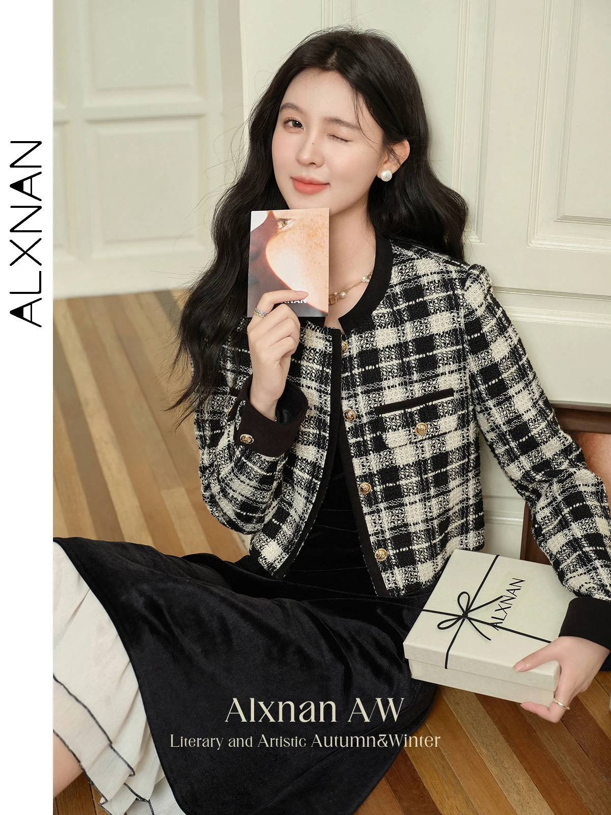 ALXNAN Women's Tweed Plaid Jacket Gentle Round Collar Long Sleeve 2024 Autumn Winter Female Cropped Commuter Outerwear L50116