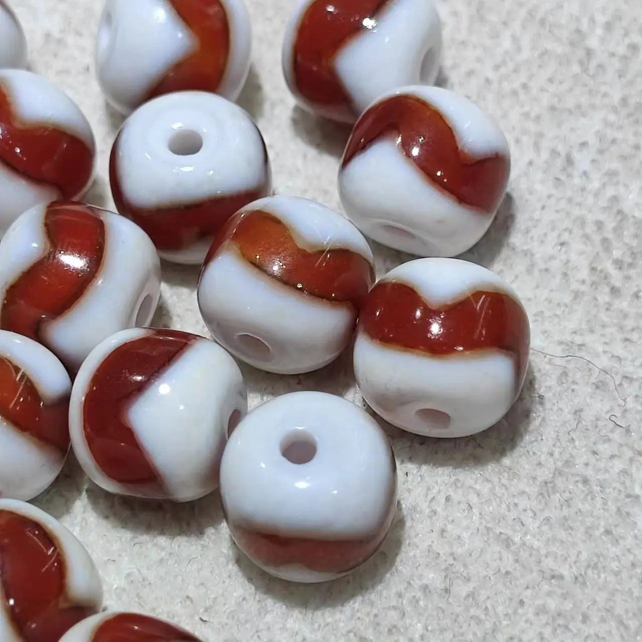 10pcs/lot natural/tiger tooth pattern/agate dzi Red white Ethnography Barrel beads Weathering lines Jade DIY bracelet necklace