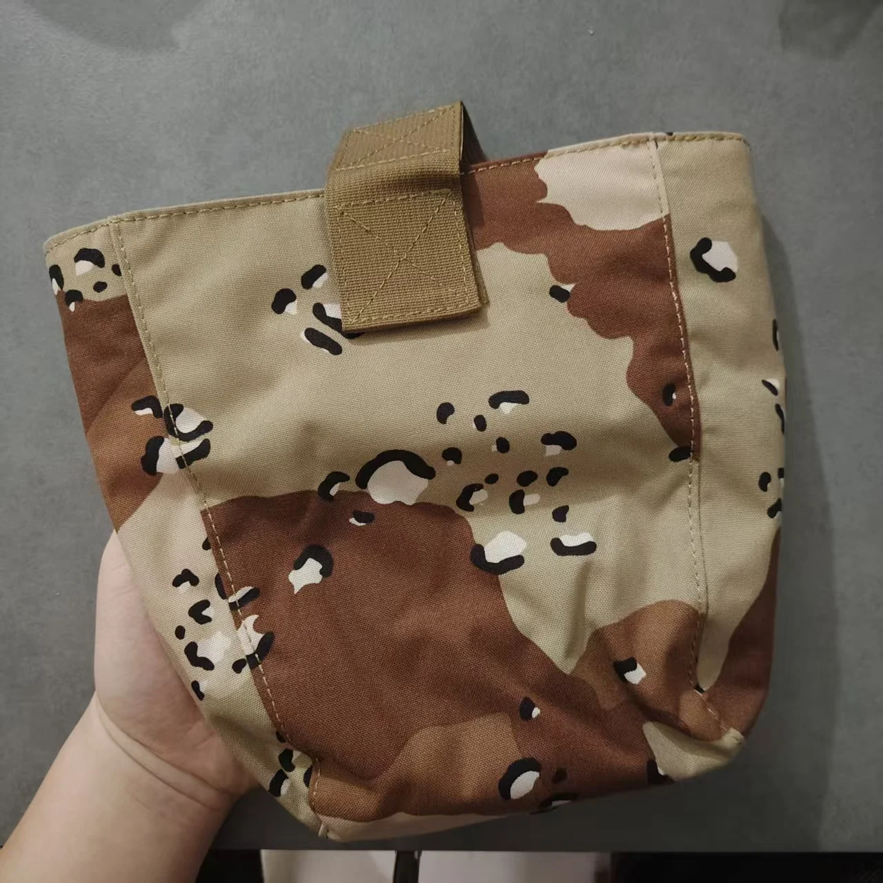 

Многофункциональная тактическая сумка для улицы, камуфляжная тактическая сумка для переработки с шестью песками, большая вместительная сумка для хранения