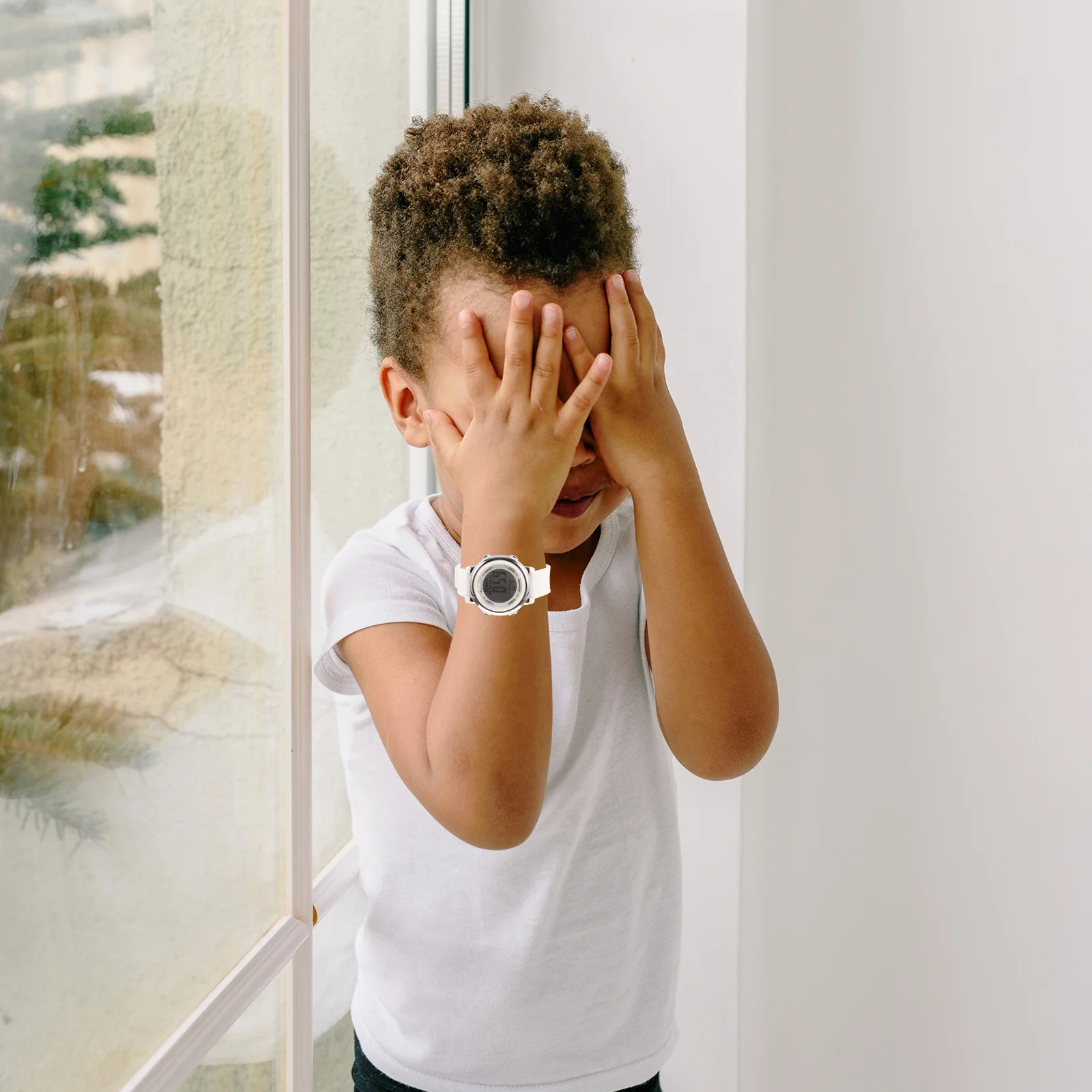 ساعة إلكترونية مع ضوء ليلي مقاوم للماء، خاصية دقيقة لحفظ الوقت، حزام مريح وخفيف الوزن #6