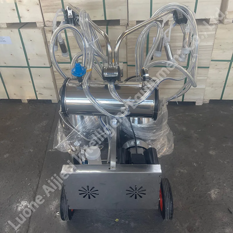 Best Quality Cattle Farm Portable Automatic Camel Buffalo Goat Cow Vacuum Piston Milking Machines