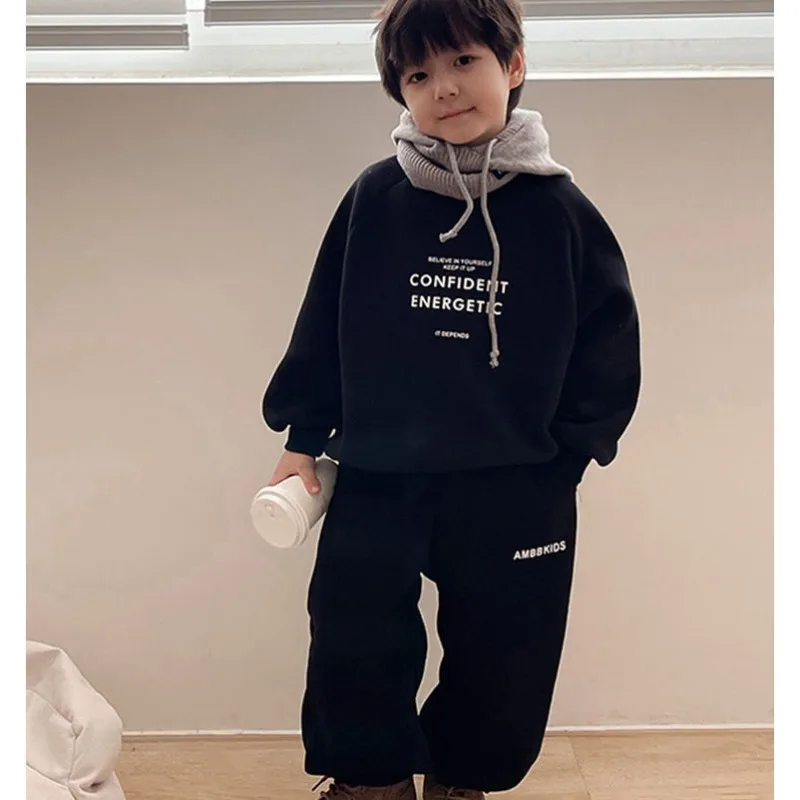 RAISE Winter-Set für Teenager-Jungen, 2-teiliges Kleidungsset, Sweatshirt mit Buchstabenmuster und Fleece-Unterhose, warmes, dickes Kinder-Outfit für Jungen. – Detail 3
