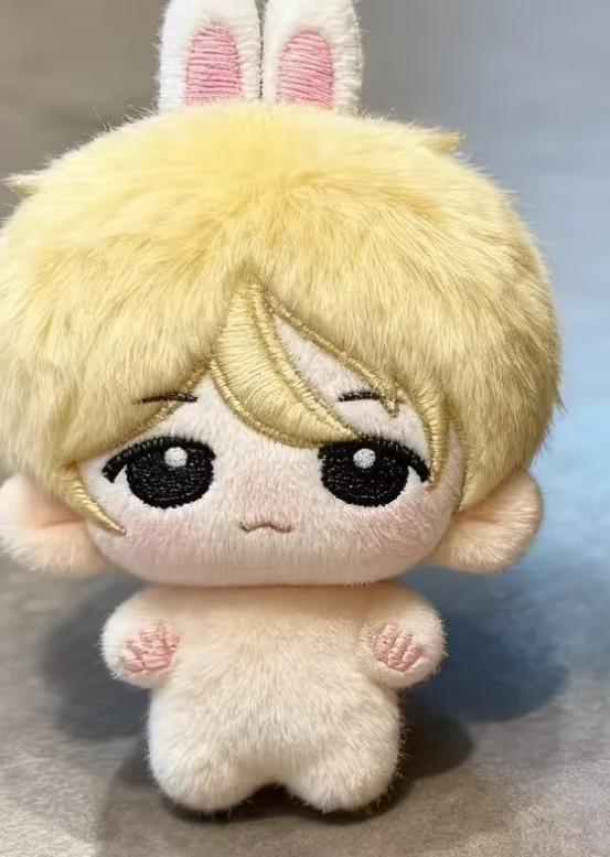 Anime Cosplay Characters - İlk sürüm: TOMORROWXTOGETHER Choi Soo-bin karakteri