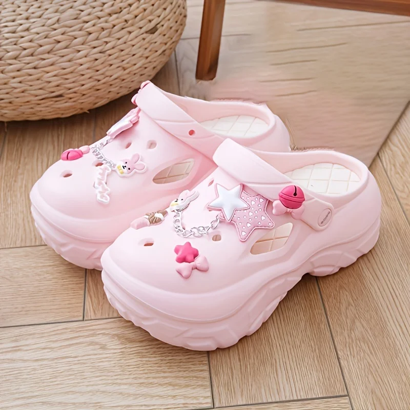 Zuecos de plataforma para mujer, sandalias de EVA antideslizantes con punta cerrada, dijes Kawaii, toboganes de playa para jardín interior y exterior