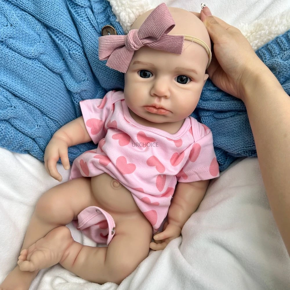

18-дюймовая мягкая силиконовая кукла реборн Loulou для девочек и мальчиков с окрашенной кожей, моющаяся, мягкая на ощупь, коллекционные куклы для новорожденных