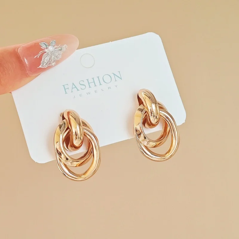 Adolph Trending Metal French Geometry Drop Earring Fashion Party Elegant Texture Cheap Earrings Female Jewelry For Woman New