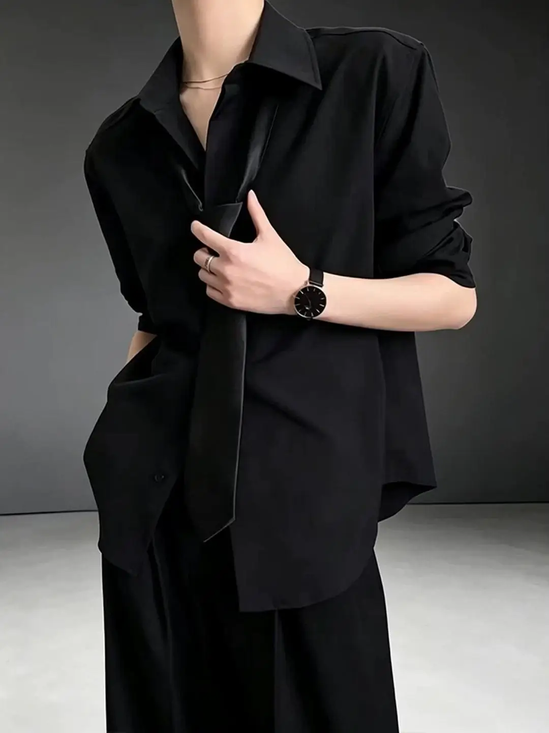 Cleanfit Black Long Sleeve Shirt Men's Fashion Luxury Inner Wear Casual Style Commute Suitable Youth Full of Maturity