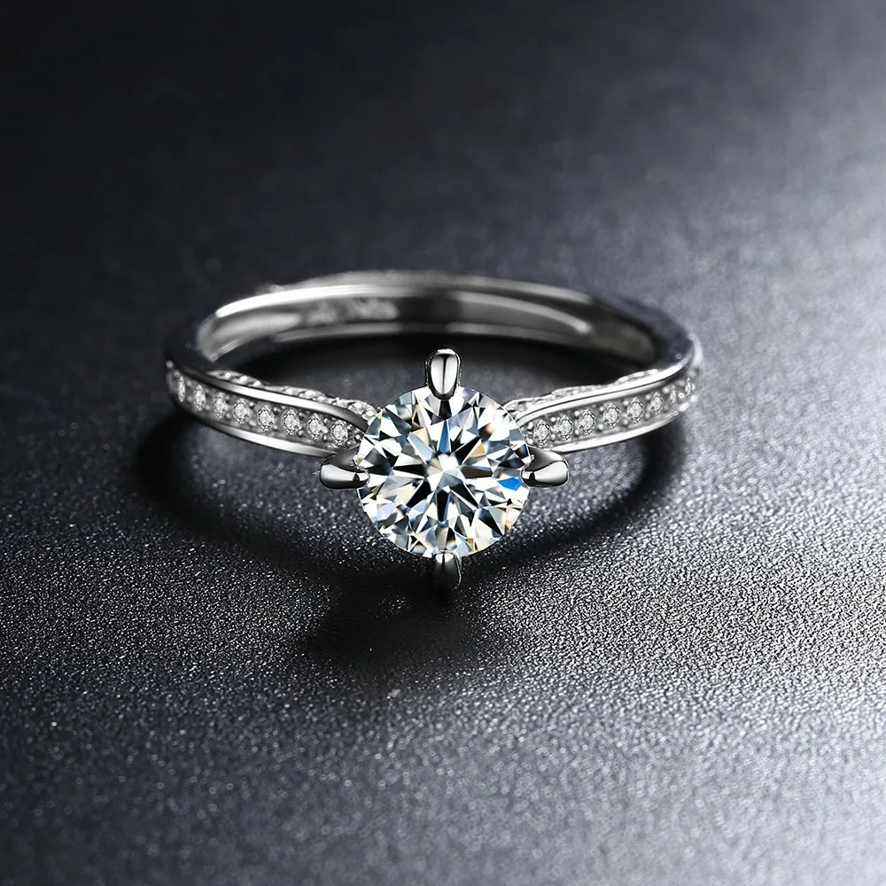 

925 Sterling Silver Brilliant Four-claw Zircon Ring Adjustable Slightly Inlaid with Diamond Twist Arm Design Wedding Gift