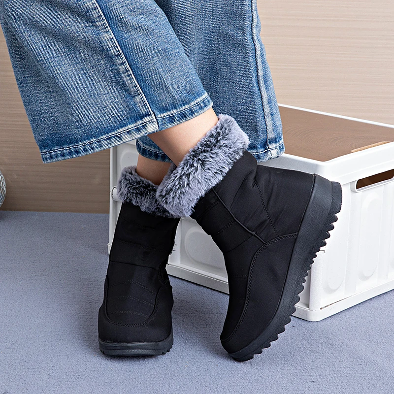

2025 New Women's Winter Snow Boots - Cotton Lined Thickened Short Ankle Boots Faux Fur Warm Boots for Mothers Non Slip Shoes
