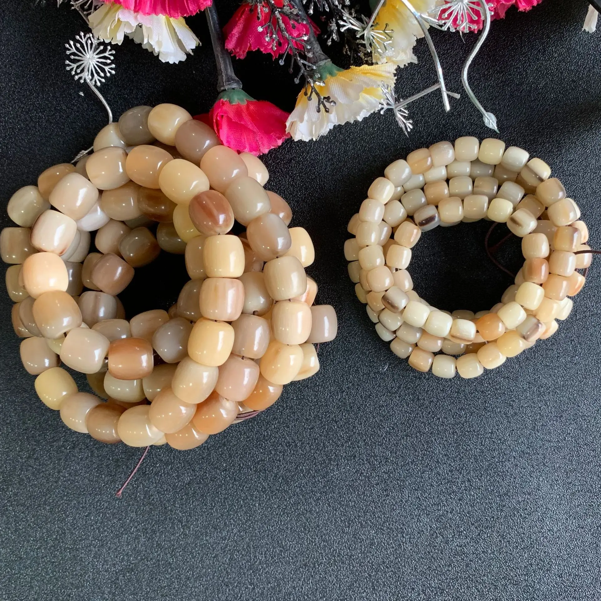 Natural Buffalo Horn Products Buffalo Horn Necklace Handmade Natural White Horn Buddha Beads Buffalo Horn Beads Barrel Beads