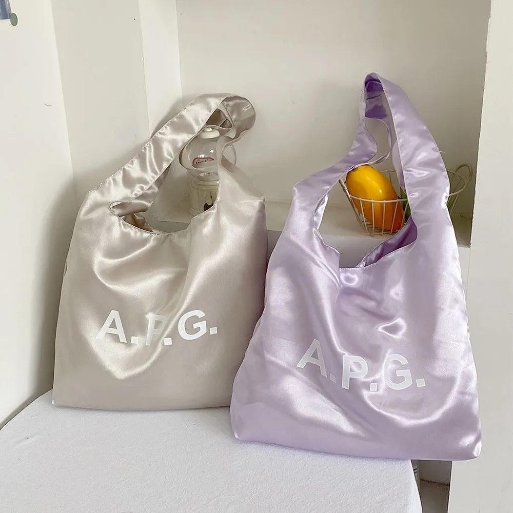 

Атласная сумка через плечо в девичьем стиле, атласная перламутровая сумка в свежем стиле, корейская версия, милая японская сумка в стиле балета