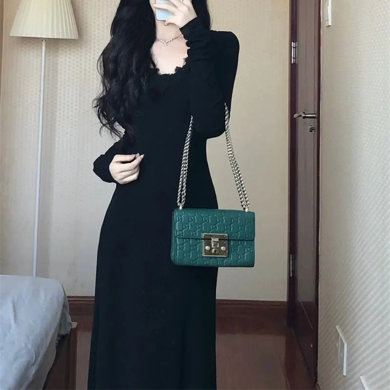 

Sexy Elegant V-Neck Dresses Spring Autumn Stylish Lace Spliced Women's Clothing Solid Color Long Sleeve Aura Bag Hip Midi Dress