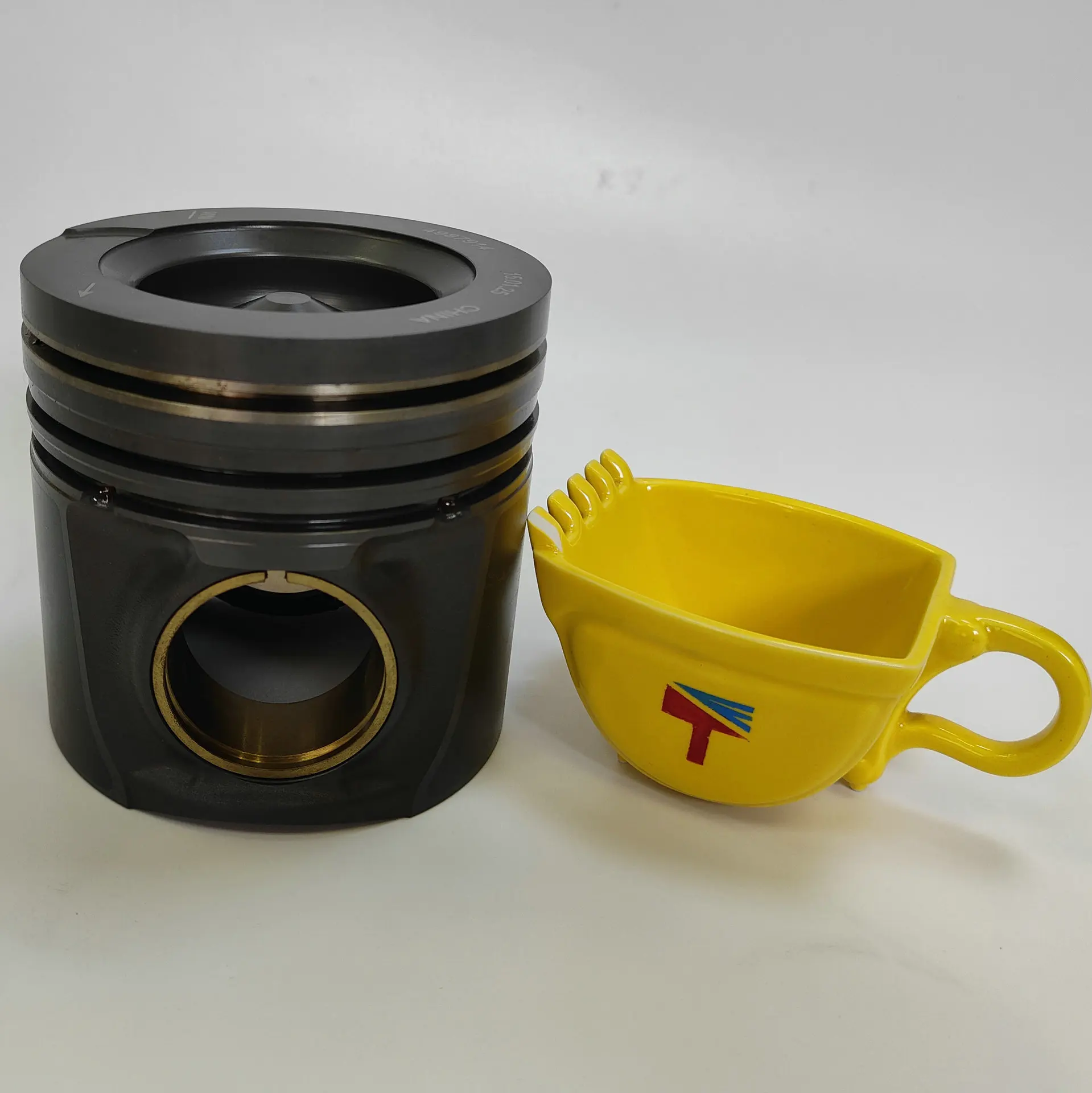 Поршень 4897914 для деталей двигателя Cummins ISLE L375 QSL9