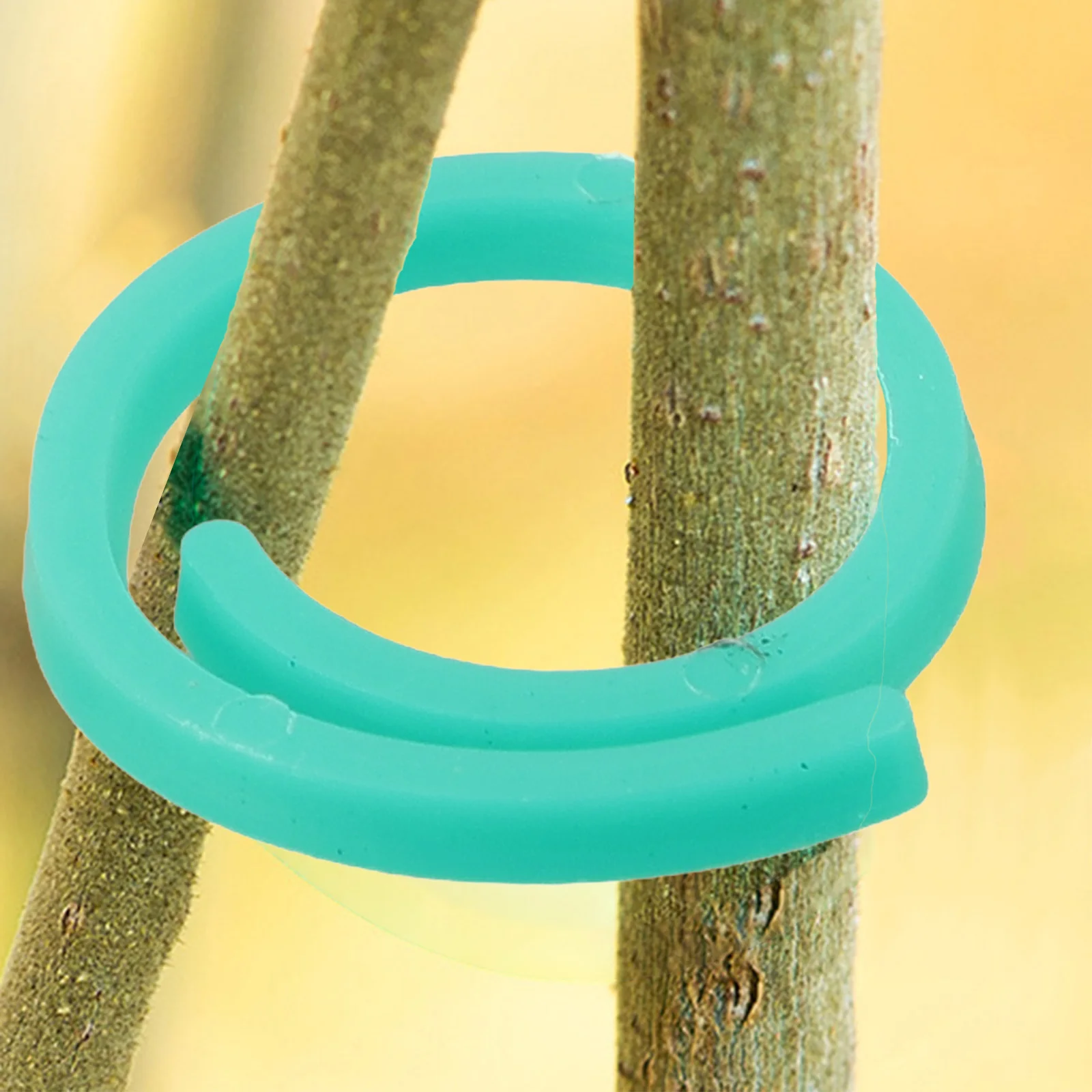 Breakage Garden Tool Plant Support Clips Spiral Buckle Ring Plastic Replacement 2.7*2.5cm Secured Specifications
