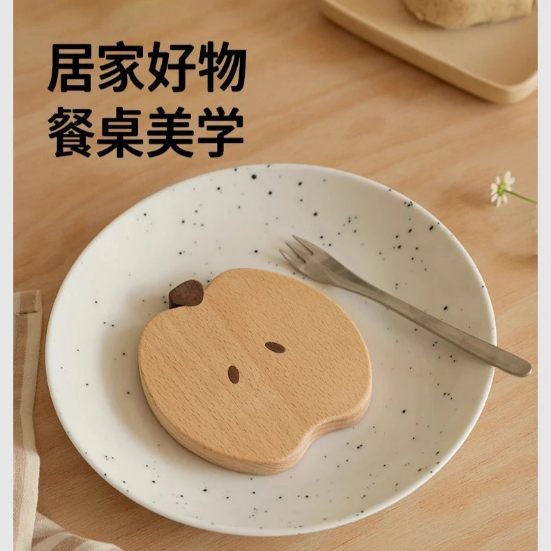 Solid Wood Coasters, High-end Heat-resistant and Heat-insulating Pads for Home Use, Cute Apple Ornaments, Housewarming Gifts