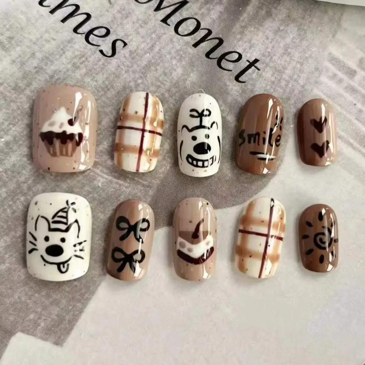 10 Pieces Cartoon Cute Doodle Press On Nails Handmade Happy Puppy Cake Treats Coffee Color Fake Nail Patches Removable