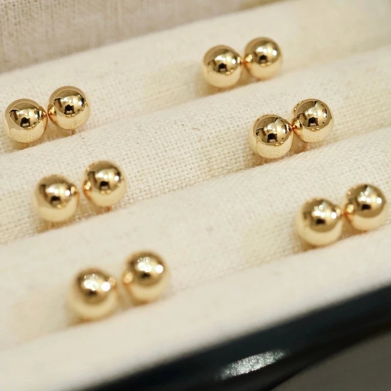 Aazuo Real 18K Yellow Gold None Stones Only Gold 3D Round Shape Stud Earring Gifted For Girls and Kids Birthday AU750 love Gift
