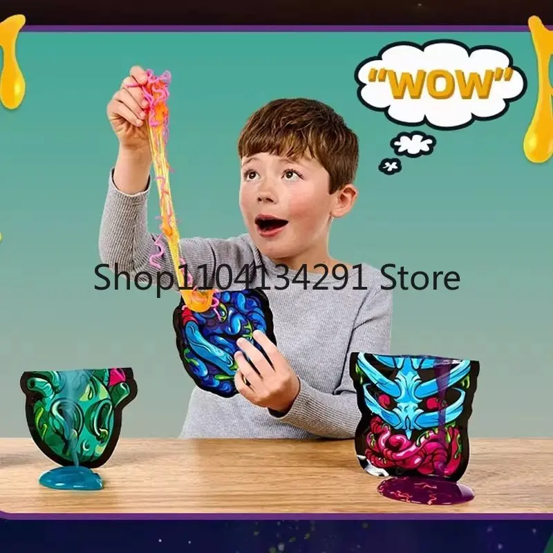 Originale Treasure X Treasure Avventuriero Alien Dissezione Caccia al tesoro Scavo Scatola cieca Figura Esplorazione Giocattolo Regalo da collezione