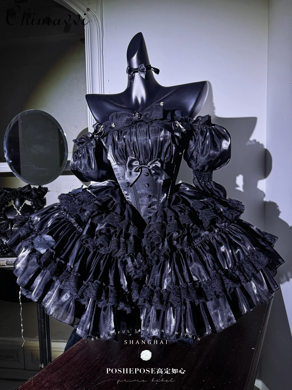 

Сексуальное вечернее платье без рукавов для женщин, темный готический косплей, короткий многослойный пушистый стиль принцессы, весна и лето, новинка 2026 г.