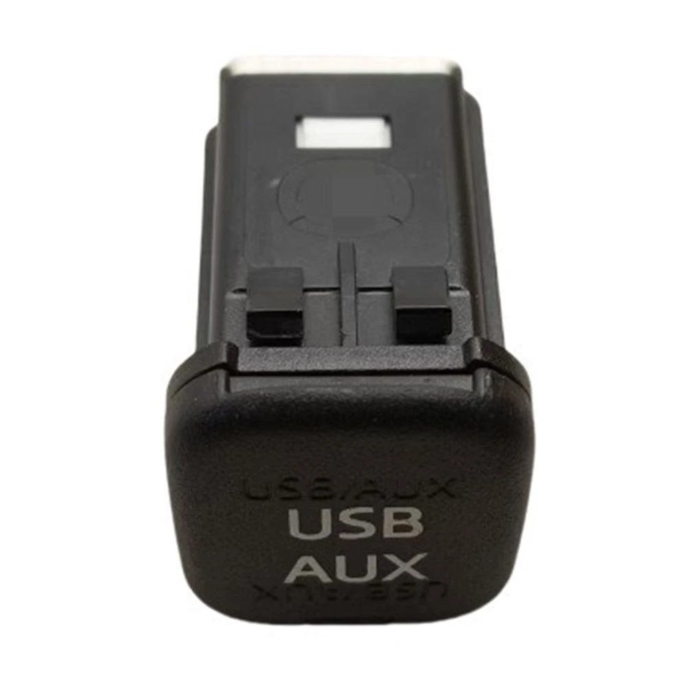 ABS USB Port Car USB Adapter Car Charging Solution Anti-corrosion Material Easy To Use Non-deformation Structure