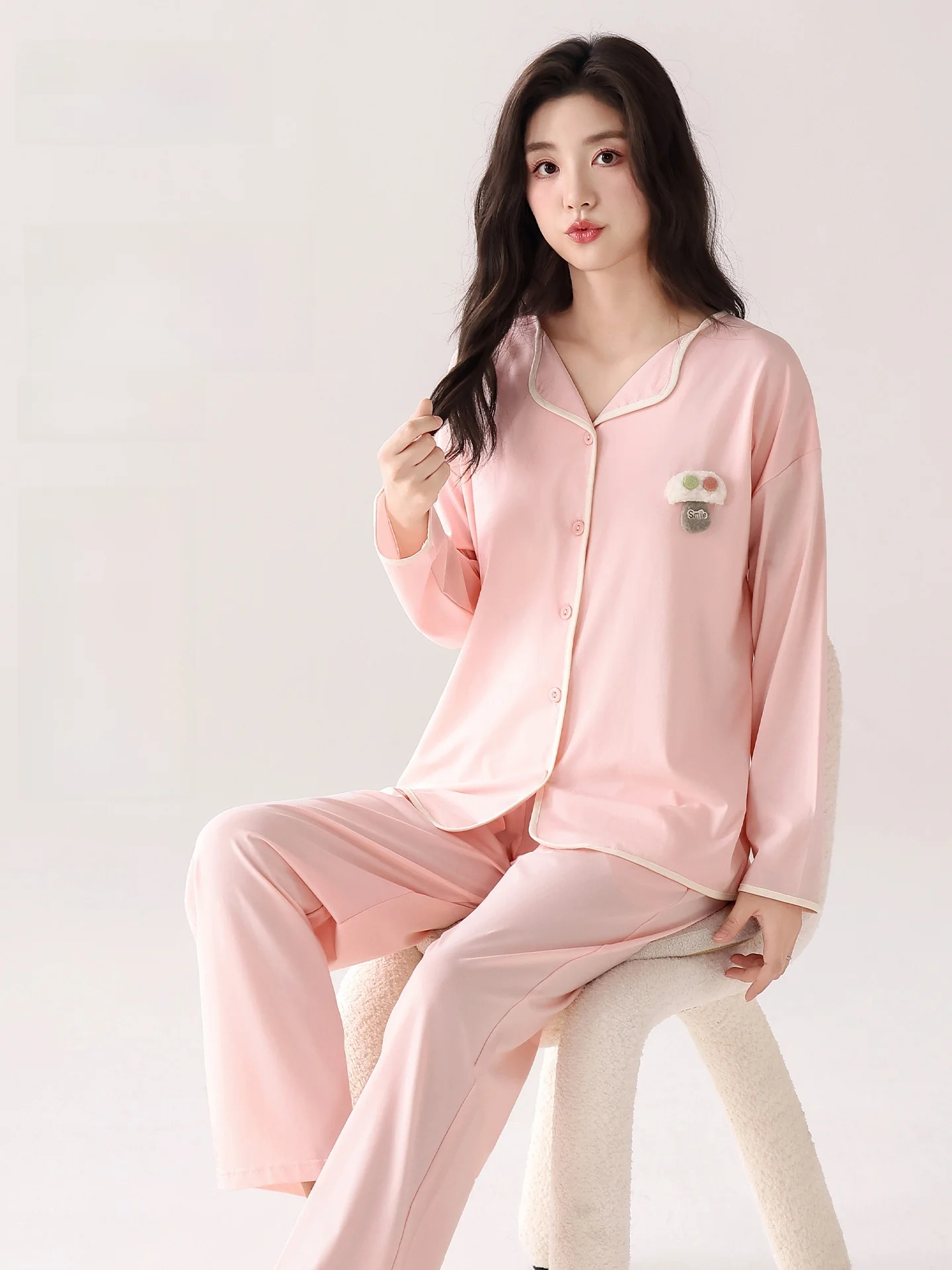 Ultra Soft Women's Sleepwear with Built-in Bra Pad Loose Long Sleeve Home Clothes Spring Autumn New Style Comfortable Home Fa...