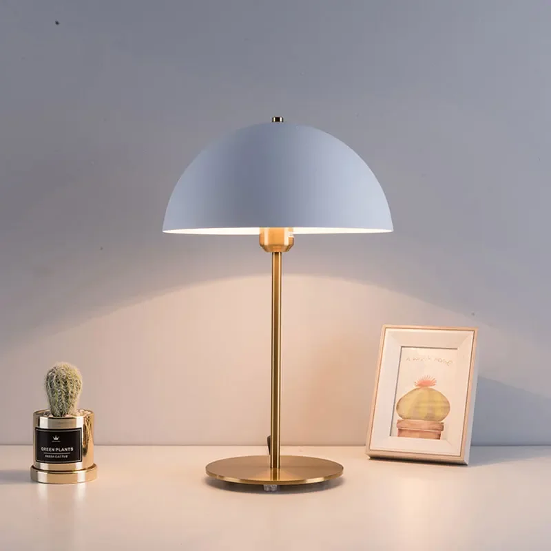 

American Bedroom Bedside Desk Light Mushroom Shaped Hotel Room Study Creative Led Eye Protection Table Lamp Iron Decorative Lamp