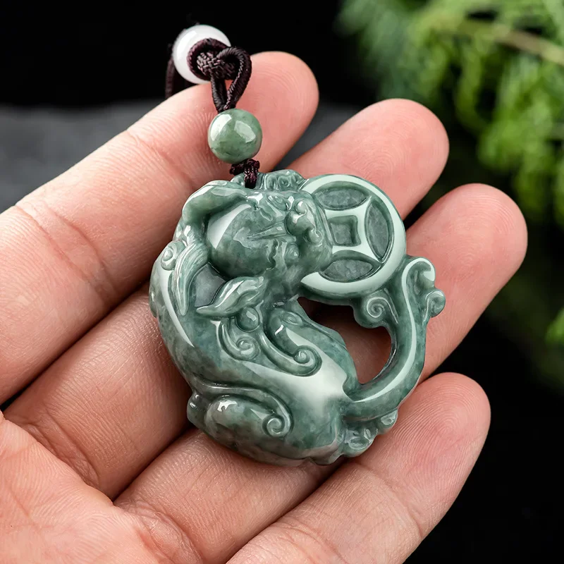 Burmese Jade Pixiu Pendant Gemstone Necklace Amulet Natural Men Emerald Green Amulets Carved Pendants Jadeite Jewelry Fashion