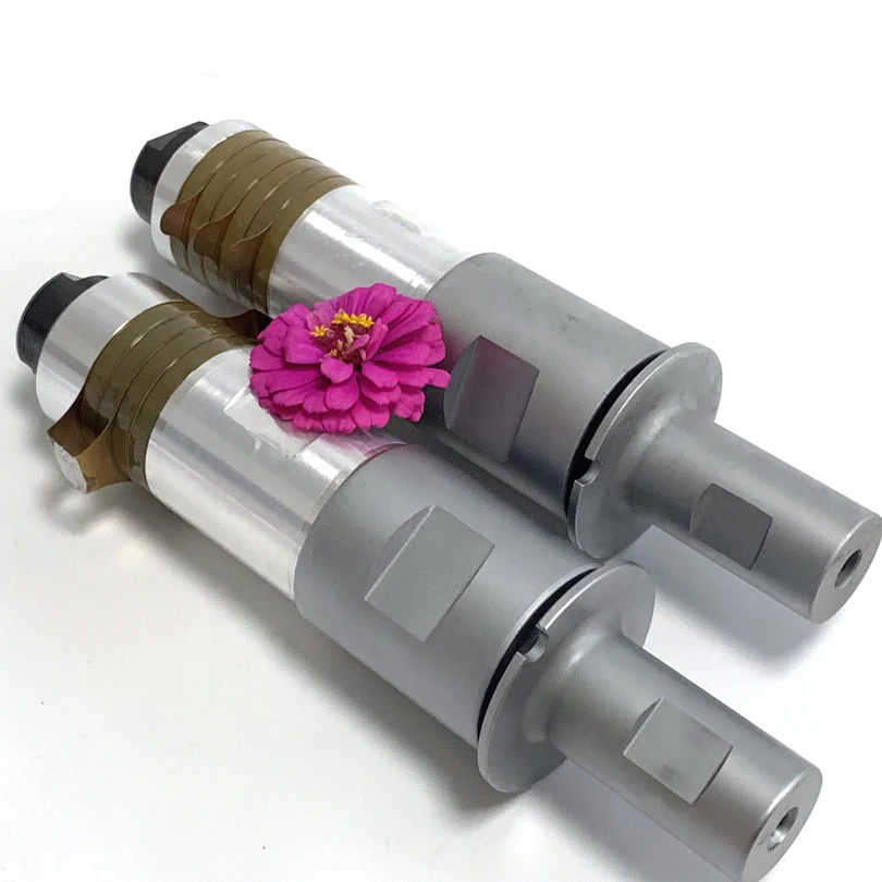 20KHZ 2600W Ultrasonic Welding Transducer For Plastic Ulrasonic Welding Machine Elastic Band Welding