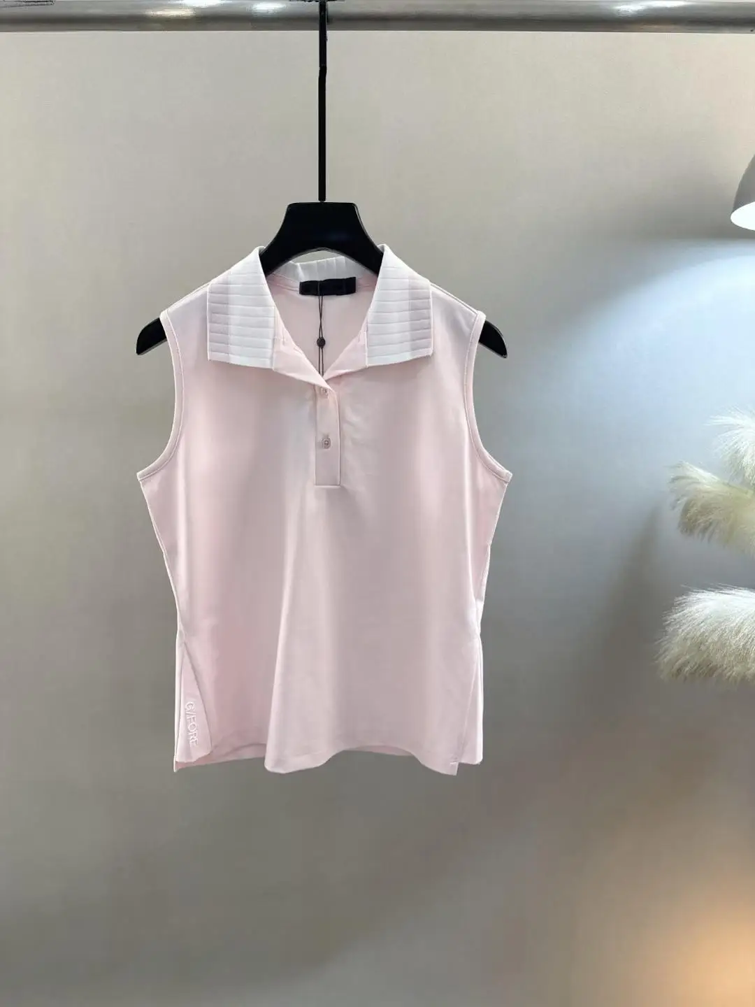 Women's Quick-Dry Mesh Golf Top: Sleeveless, Youthful, Slimming, and Versatile