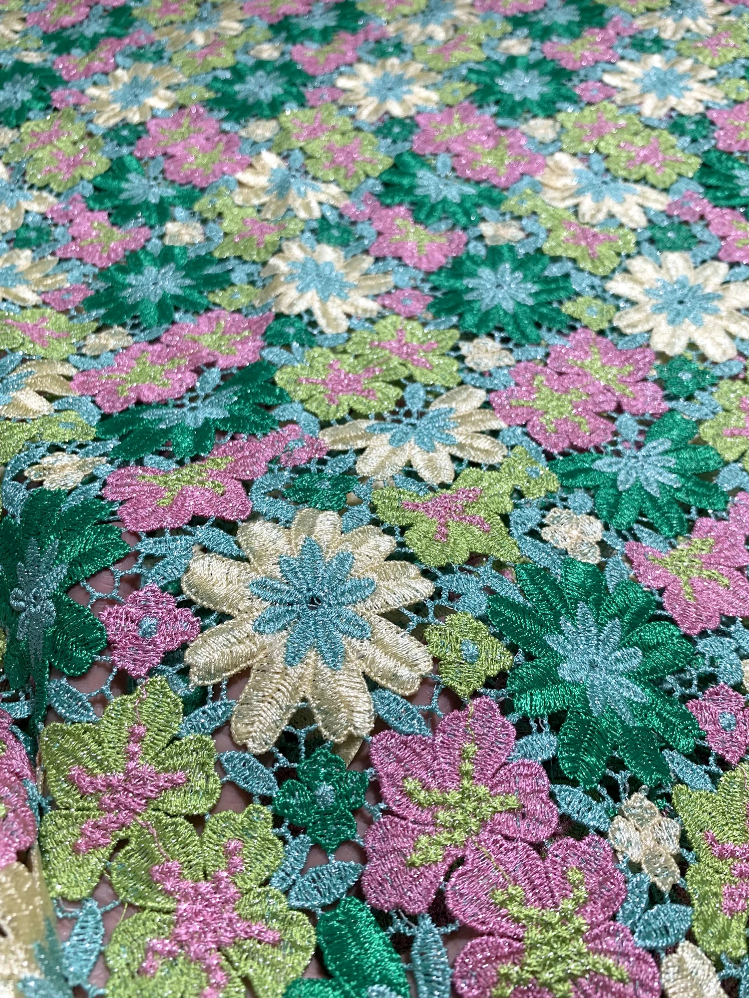 جديد متعدد الألوان زهرة مطرزة للذوبان في الماء أقمشة الدانتيل الأفريقي جبر الحبل أقمشة الدانتيل للخياطة النيجيري فساتين النساء